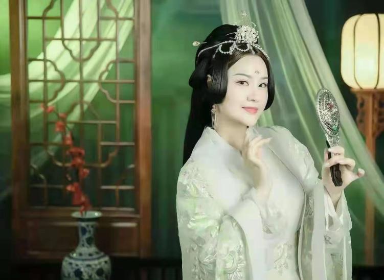 国风之美，当燃不让。只要你热爱汉服，喜欢传统文化，都可以来报名参加！！