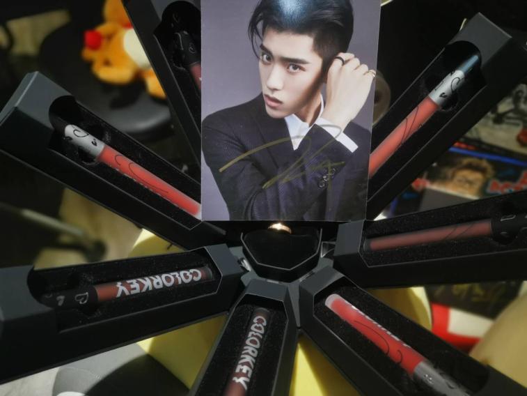 王子异713colorkey限定礼盒 王子异亲笔签名照